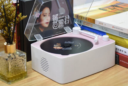 CD Player with 2*5W Speakers Built-in